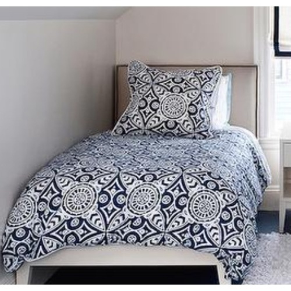 RETIRED Serena & Lily Catalina Print Navy Blue & White Square Pillow Sham 24"